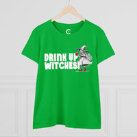 'Drink Up Witches' Women's Fitted T-Shirt - Party Witch with Red Solo Cup for Girl Power Vibes